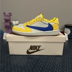 Jordan Low Top Sneaker in Yellow, Blue, White